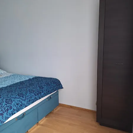 Turkusowa Lägenhet